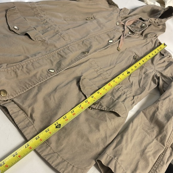 Love Tree Lightweight Utility Jacket - Picture 10 of 12